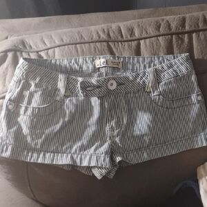Sz 5 L.e.i Black and White Striped Jean Shorts